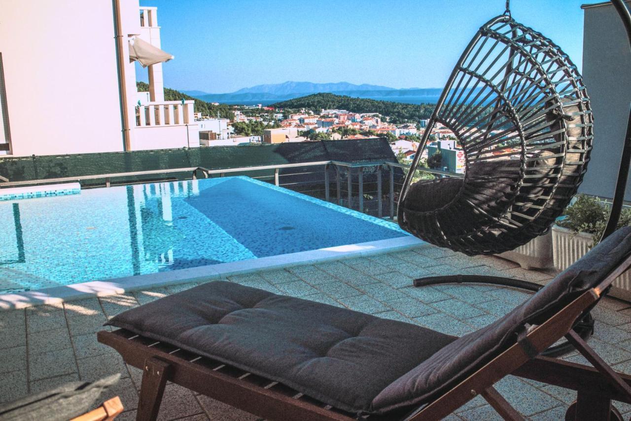 Apartment With Private Pool "Patricia" Макарска Екстериор снимка