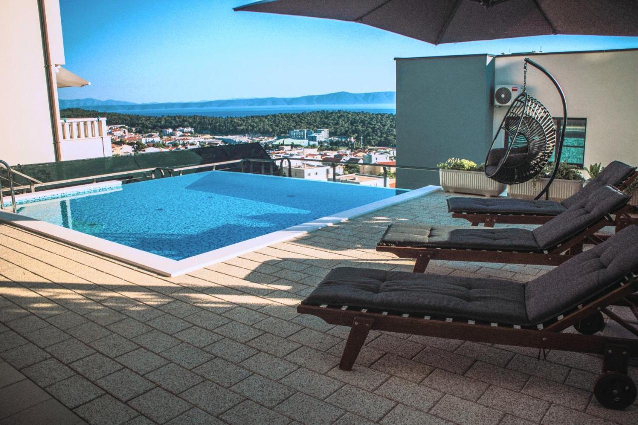 Apartment With Private Pool "Patricia" Макарска Екстериор снимка